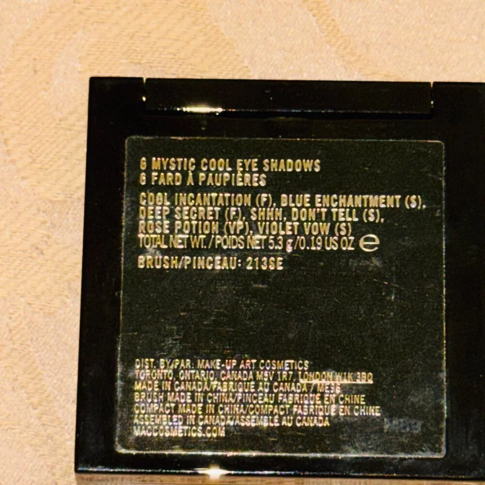 MAC Mystic Cool Eyeshadow Palette